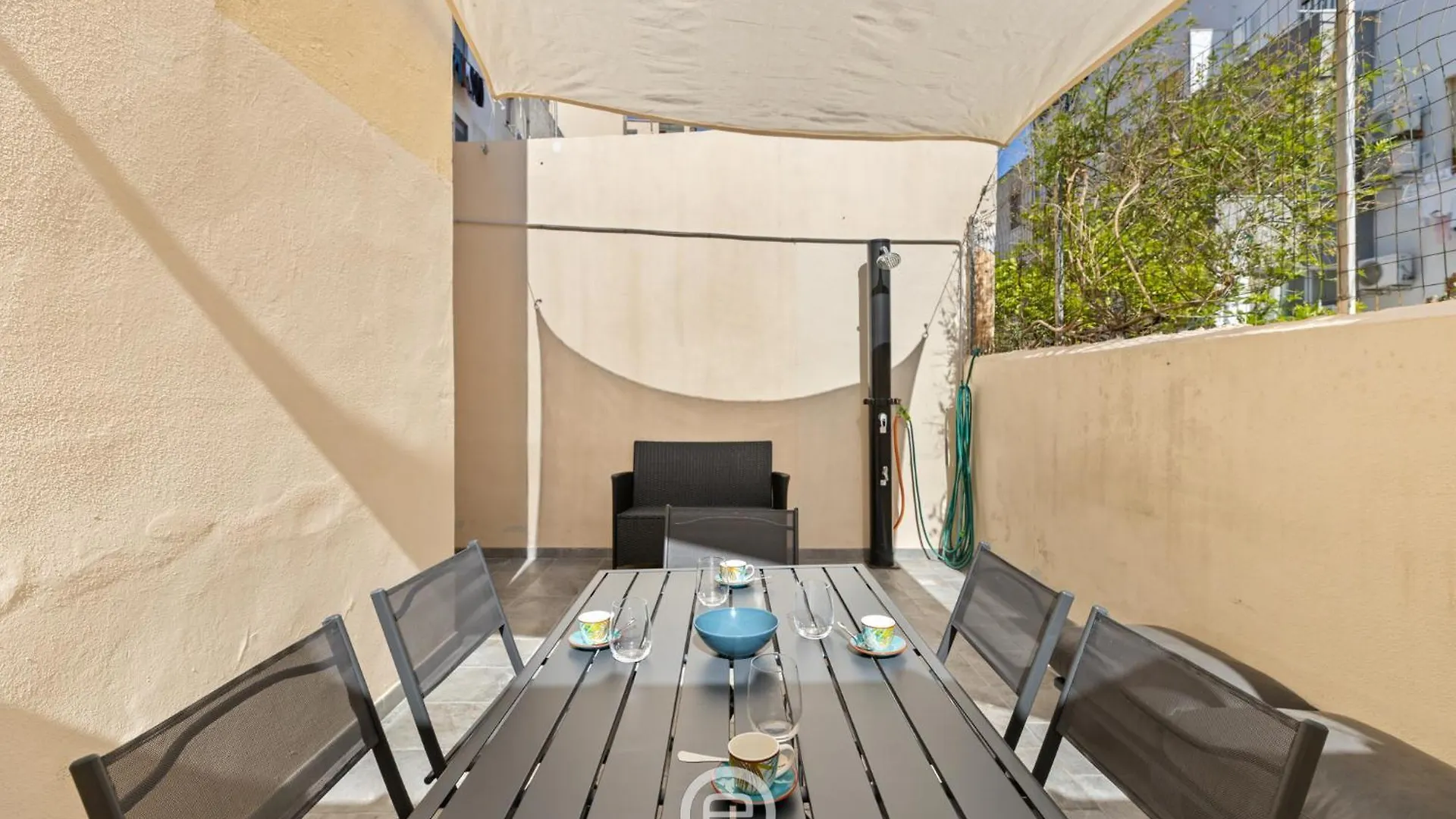 Alguerita Apartment